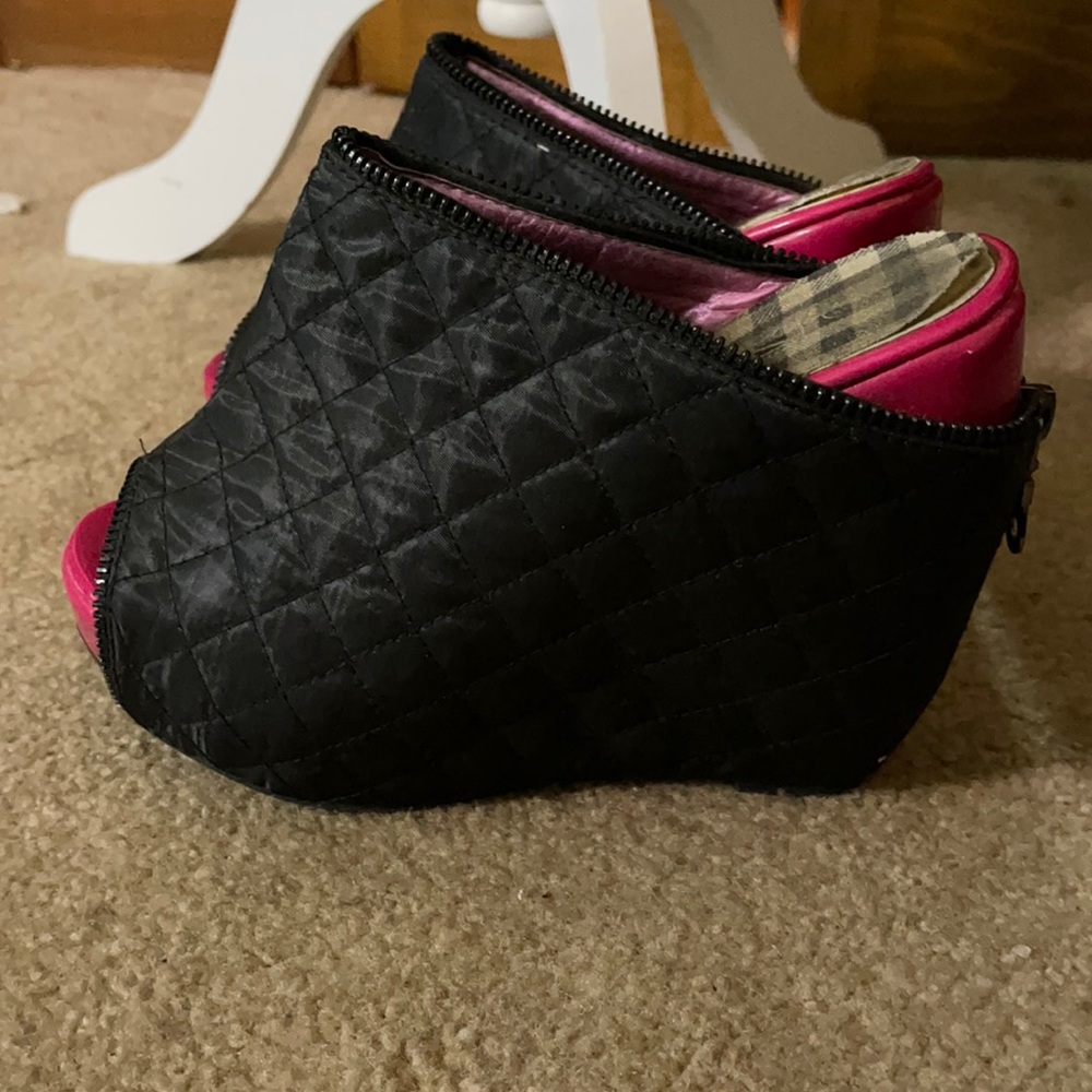 Slip on wedges